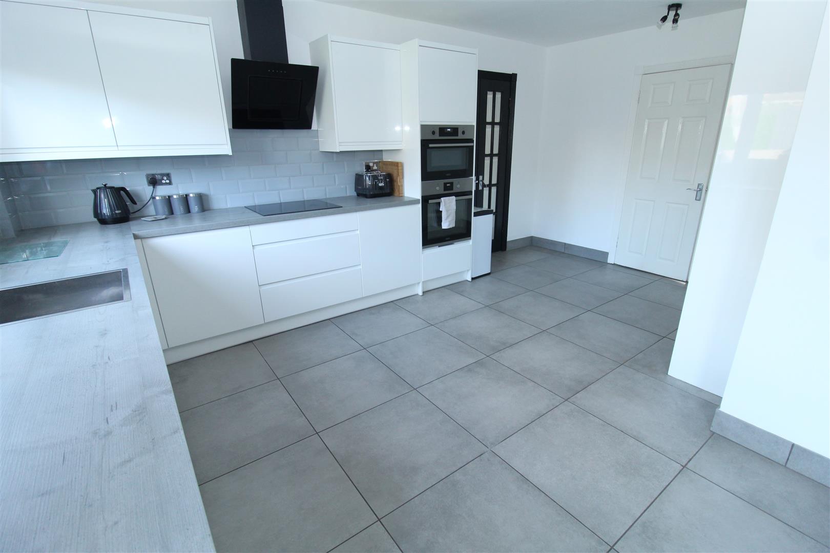 Property Details Estate Agents, Aintree, Liverpool Grosvenor